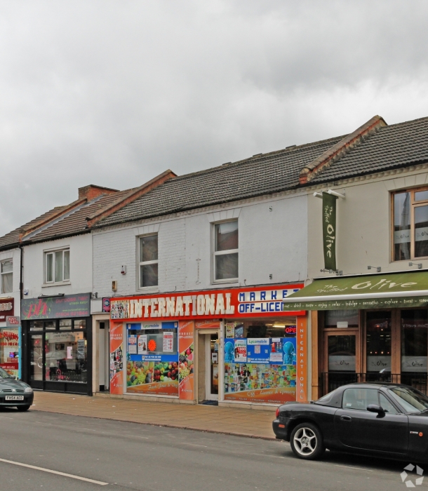 Commercial Property Retail Properties DOUBLE FRONTED RETAIL UNIT